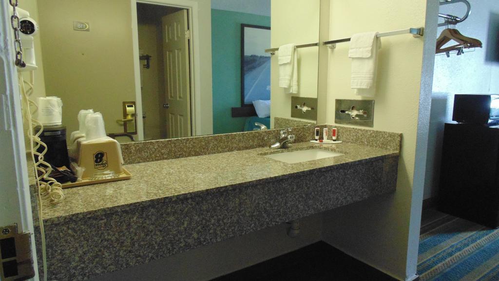 Super 8 By Wyndham Sapulpa/Tulsa Area Motel Glenpool Dış mekan fotoğraf